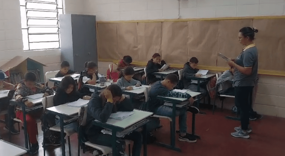 Obras de Ricardo Azevedo: Uma Experiência Leitora