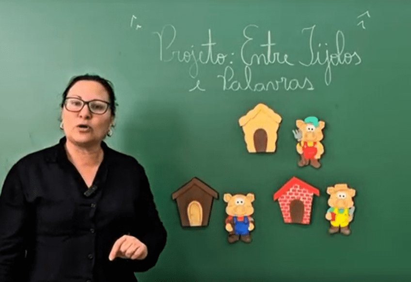 Tijolos, Palavras e Cultura Digital.