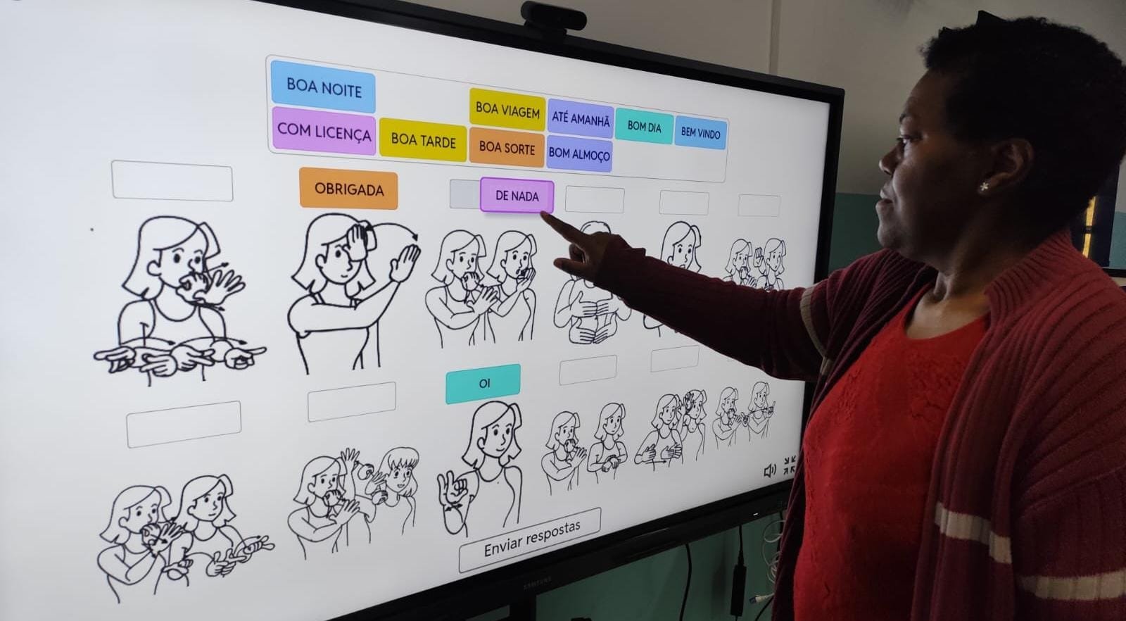Inclusão e Tecnologia: Superando Barreiras na Alfabetização Bilíngue