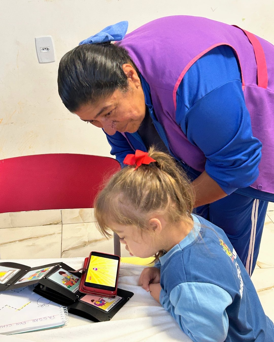Atendimento Escolar Domiciliar garante continuidade da aprendizagem a estudantes impossibilitados de frequentar a escola
