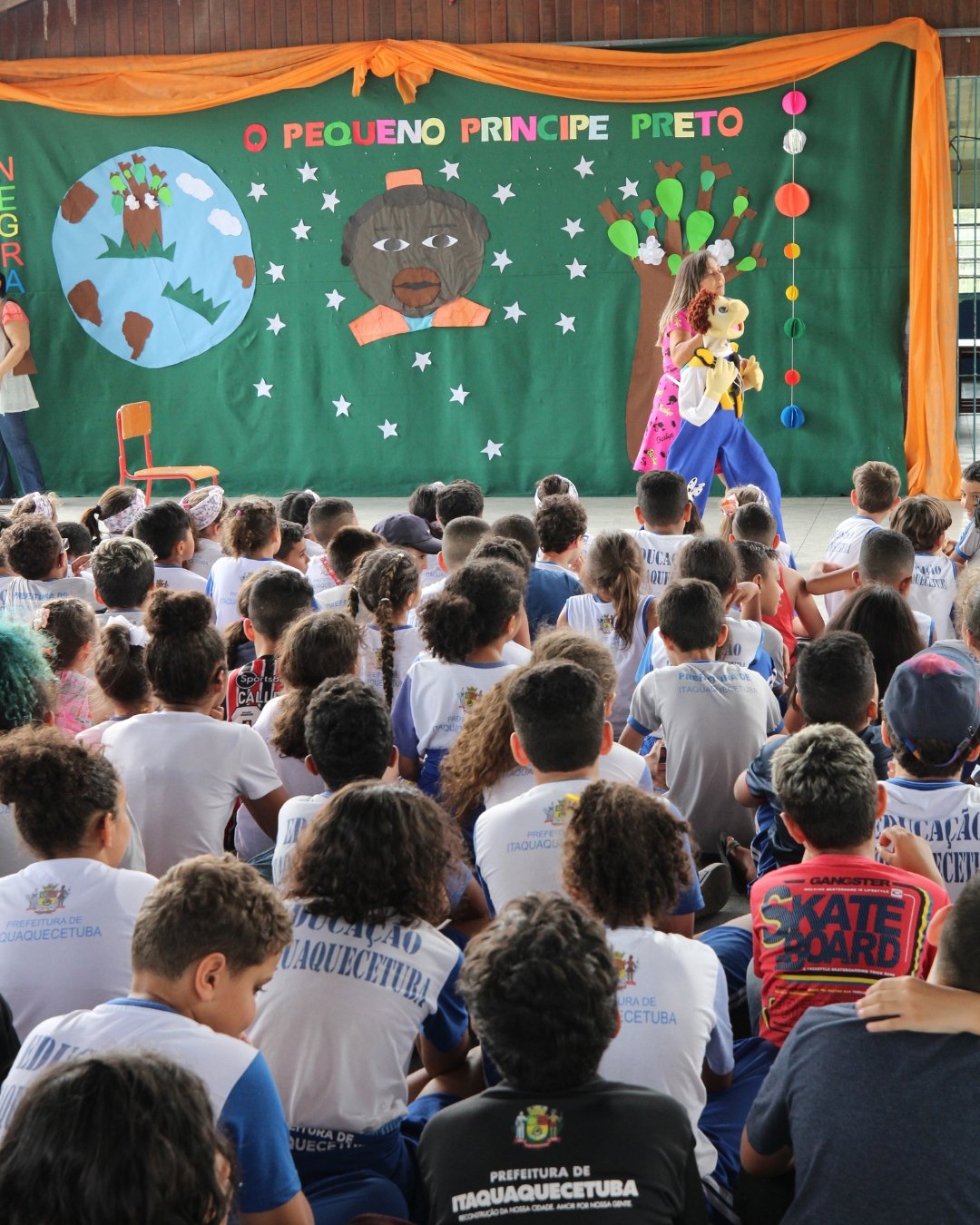 Projeto Círculos de Leitura promove releitura de “O Pequeno Príncipe Preto” na Educação Integral